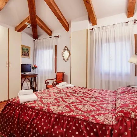 Sunrise Apartament *